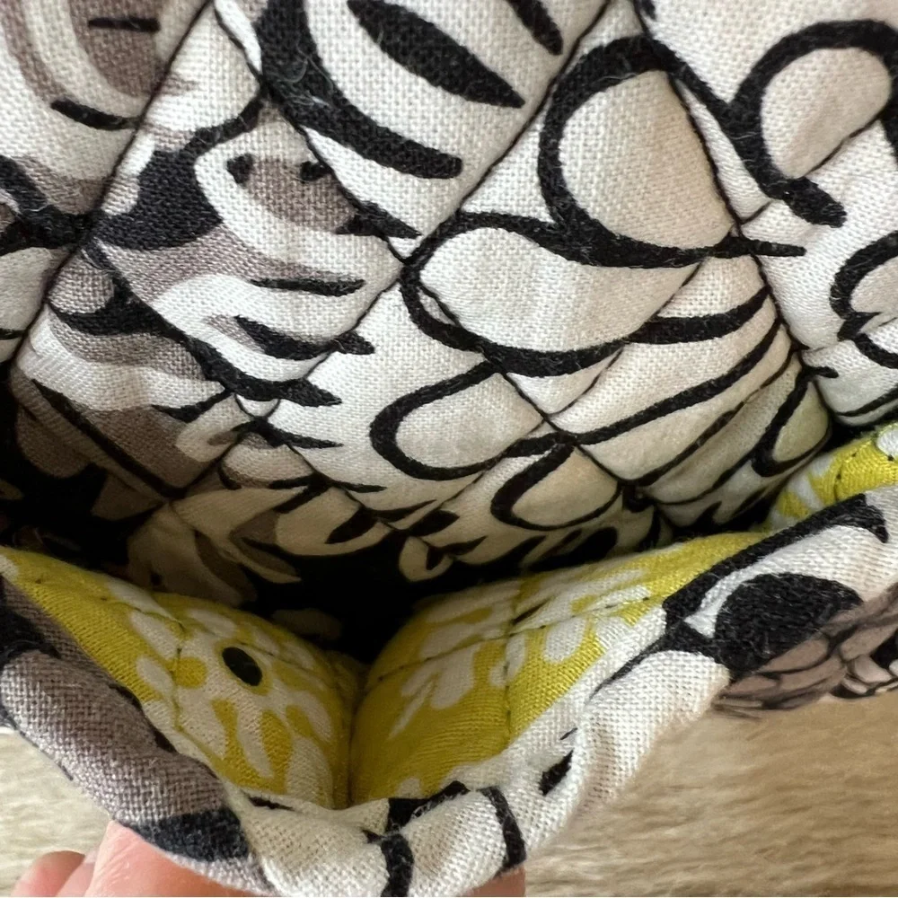 VERA BRADLEY Baroque 2010 Stroll Around Baby Diaper Bag Tote Black Yellow Y2K